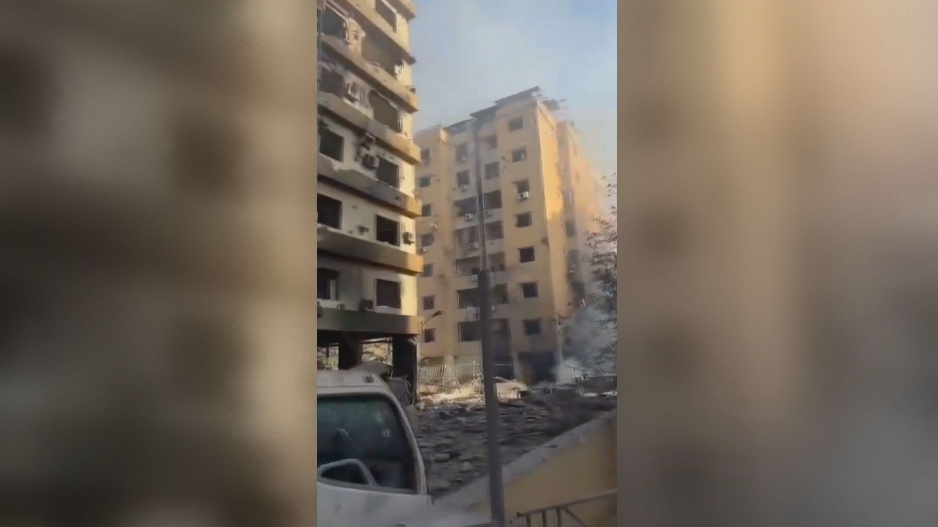 Un equipo de Informativos Telecinco recorre los barrios del sur de Beirut destrozados por las bombas israelíes