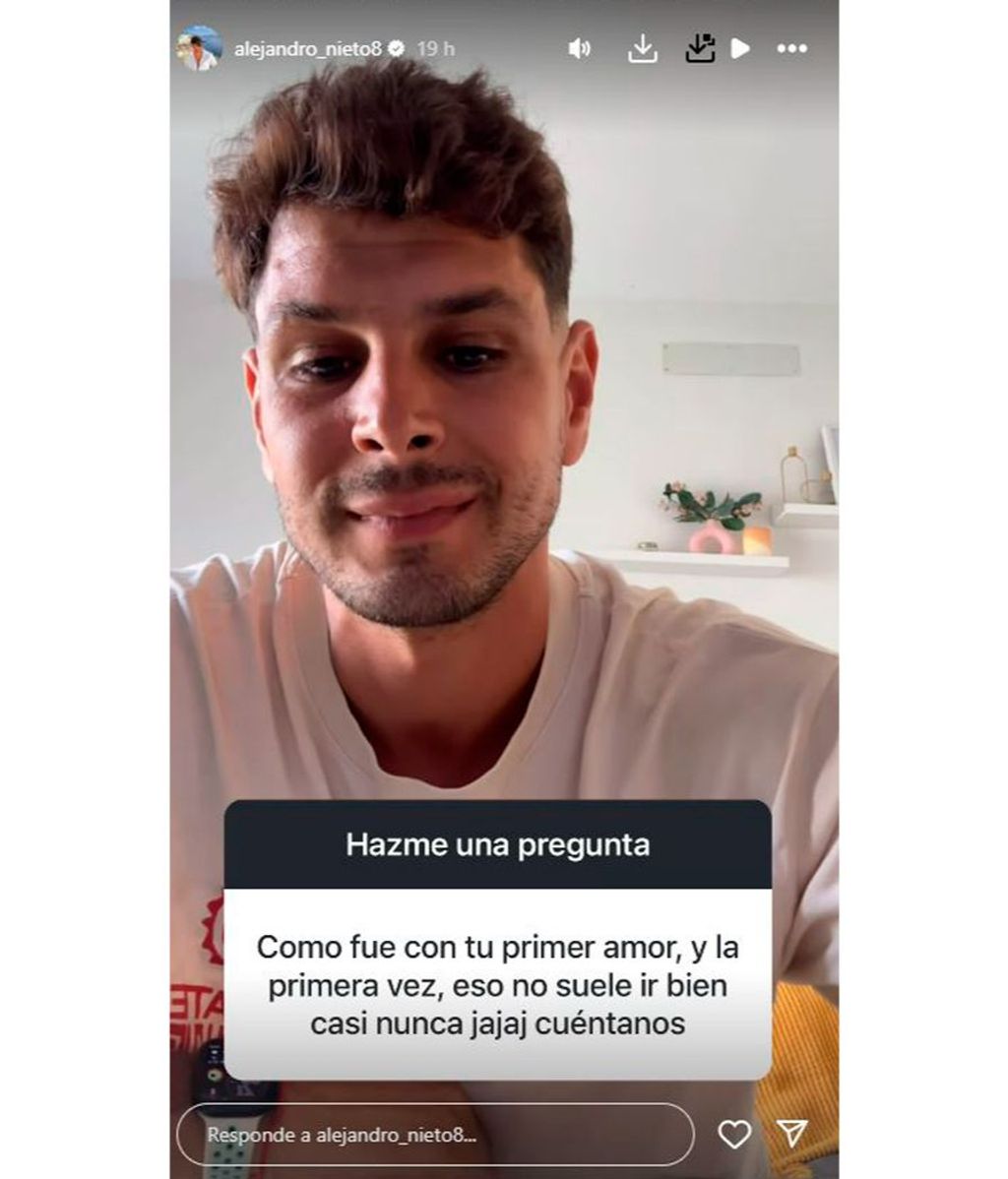 Alejandro Nieto ha hablado abiertamente de su primer amor y relación sexual