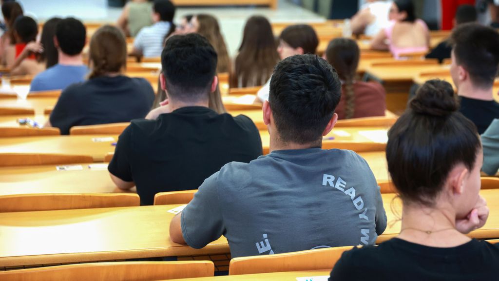 Alumnos en un aula, en la universidad