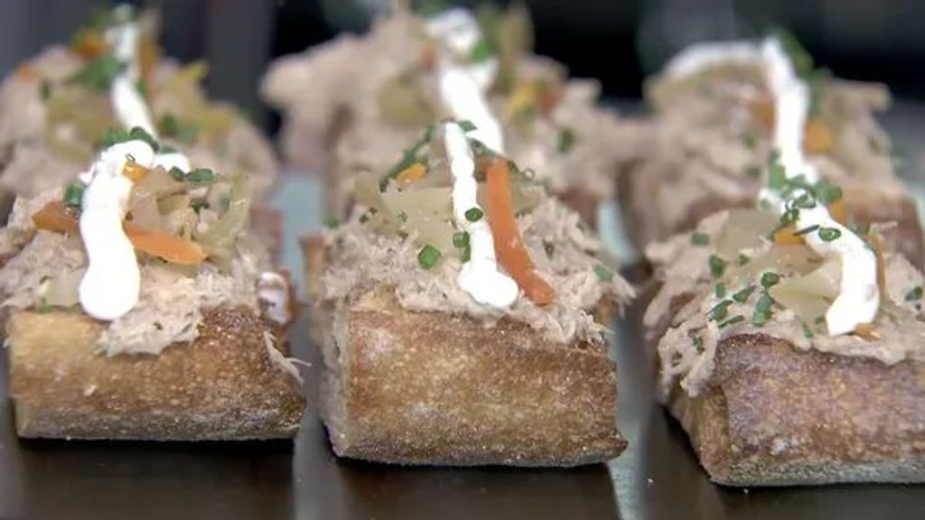 Tapa de codorniz escabechada en la Calle San Juan de Logroño