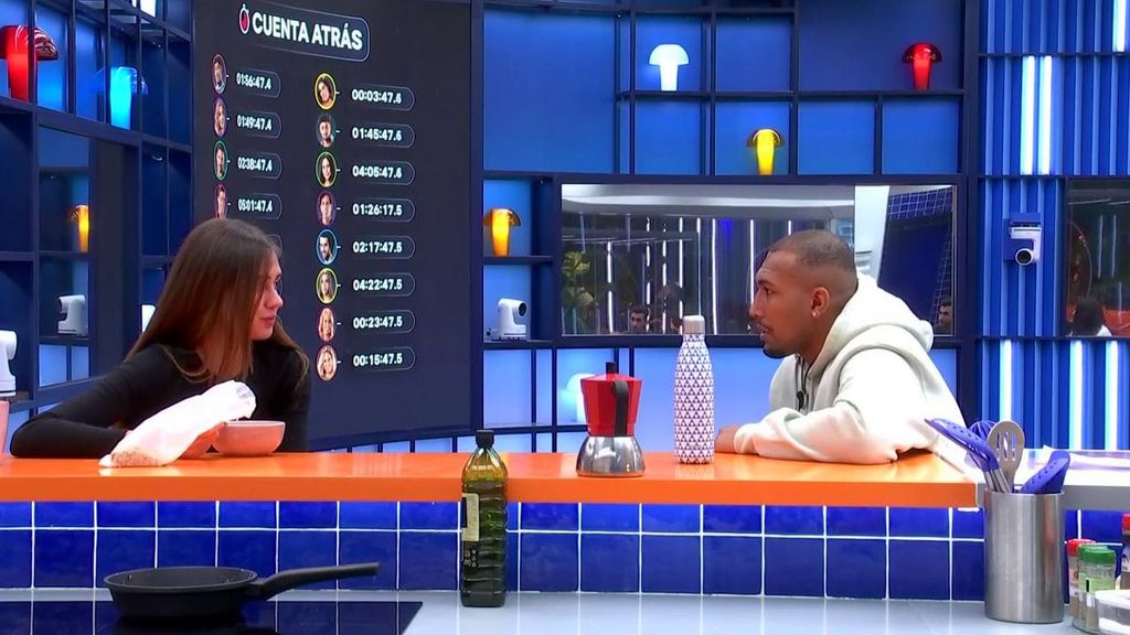 Maica y Adrián en la casa de 'Gran Hermano'