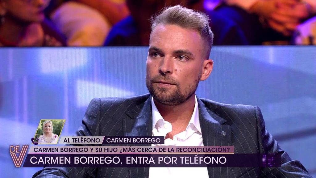 La incómoda llamada de Carmen Borrego durante la entrevista de su hijo: "No me lo esperaba"