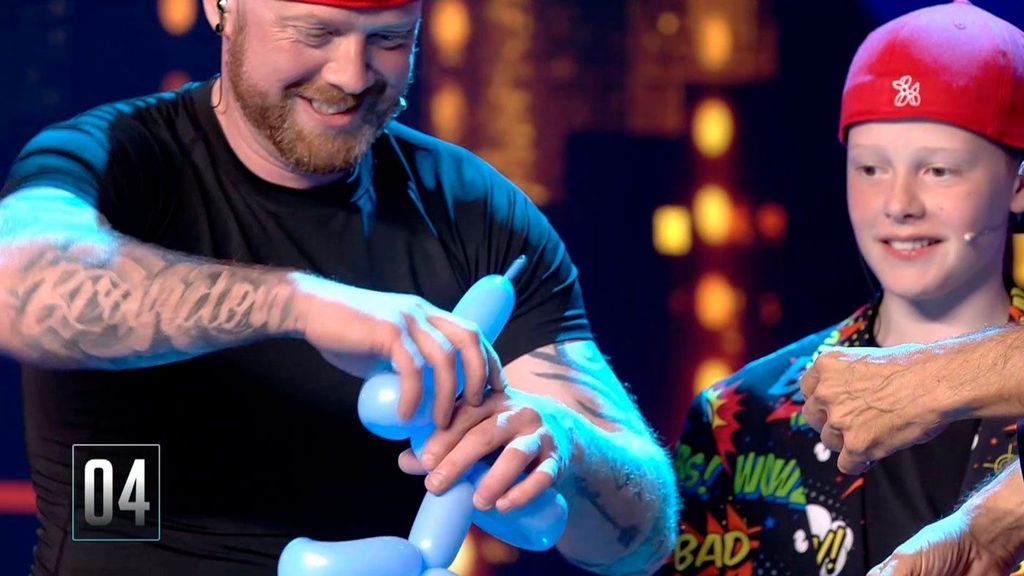 Balloon ninja's son los número uno de los cumpleaños infantiles: 11 globos con forma de perrito en un minuto Got Talent Temporada 10 Top Vídeos 72