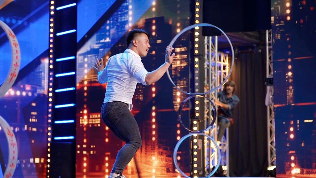 Kai Hou deja al jurado alucinado con su número de hoop diving: "Eres el hombre bala pero sin cañón" Got Talent Temporada 10 Top Vídeos 70