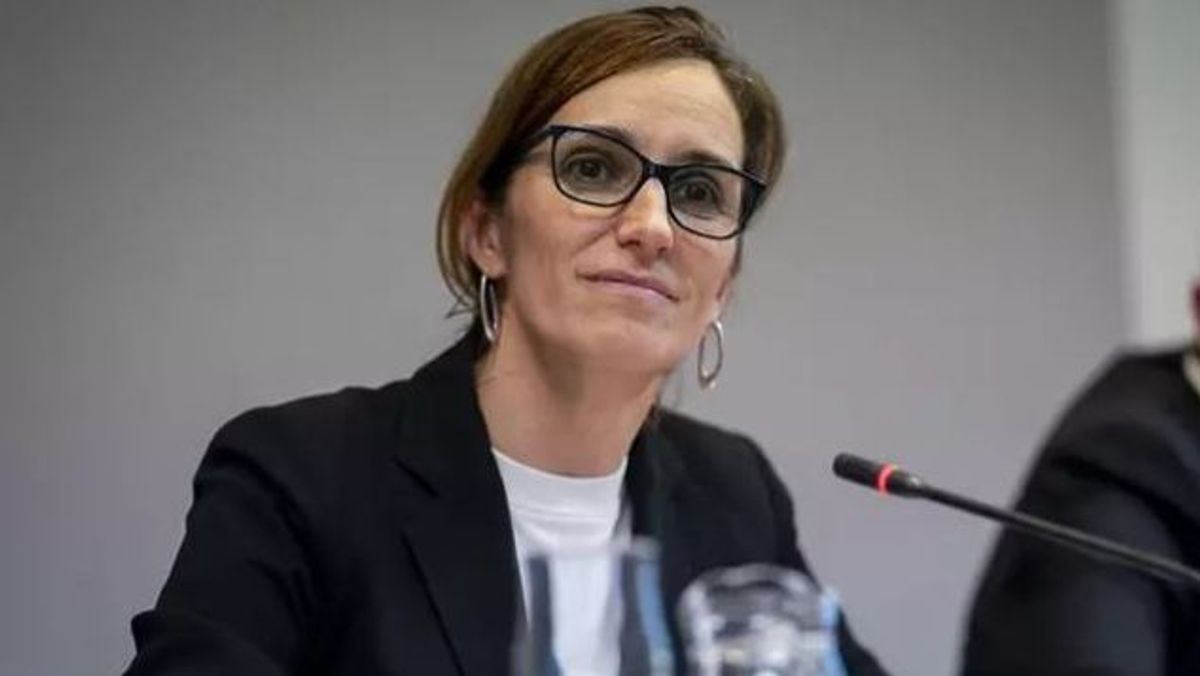 Mónica García avisa sobre las bajas flexibles: "Es un acto médico, no deciden las empresas"