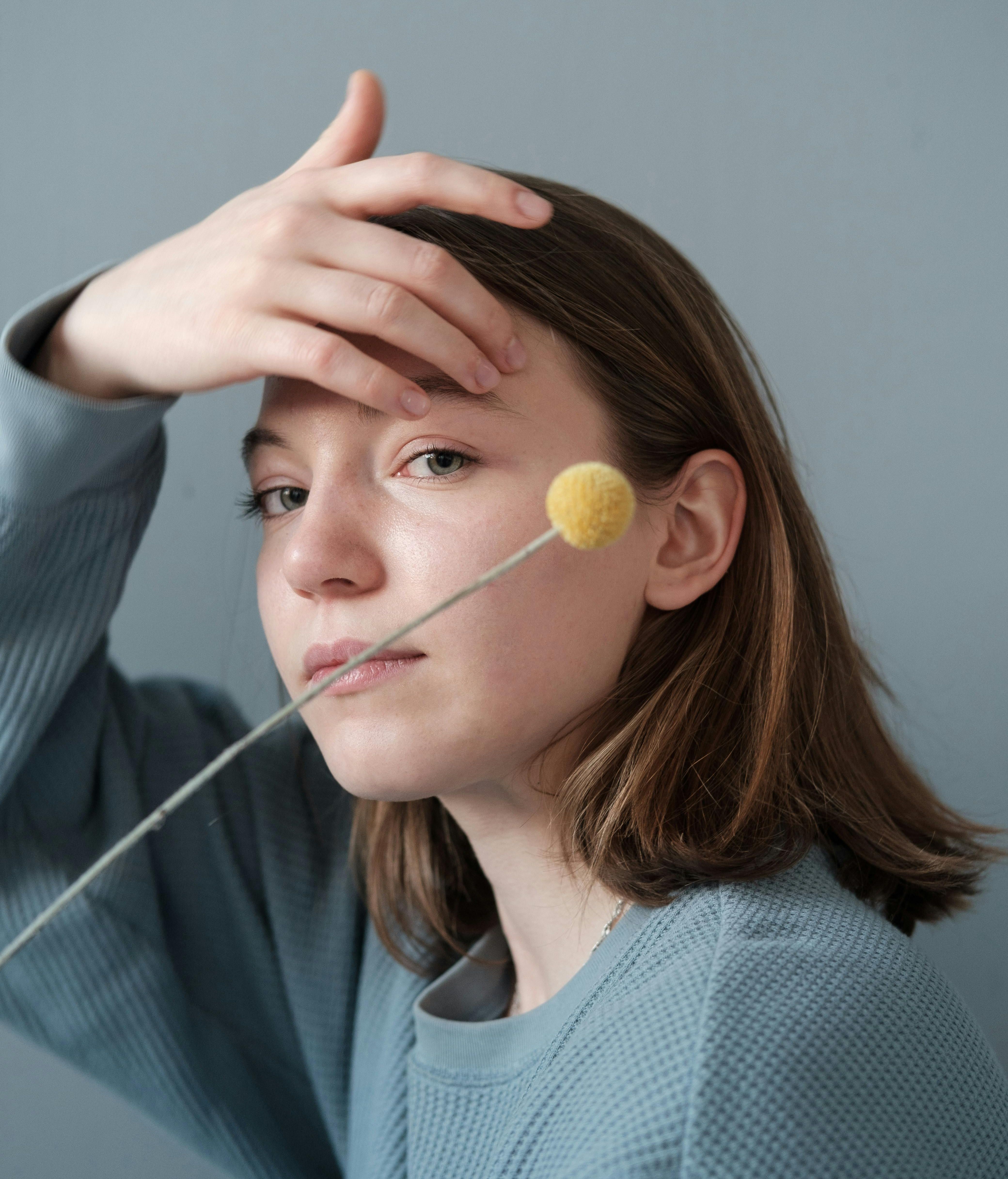 Se dice que el mewing modifica la línea de la mandíbula. FUENTE: Pexels