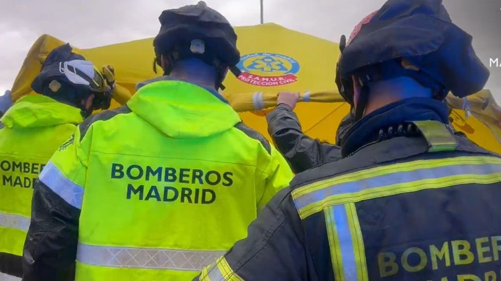 Una joven de 14 años pierde el control de su coche y muere al chocar contra el quitamiedos cerca de Vallecas