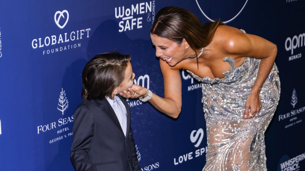 El divertido momento que han protagonizado Eva Longoria y su hijo, Santi Bastón