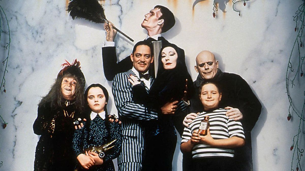 'La familia Addams' (1991) uno de esos casos en los que el reboot superó la serie original