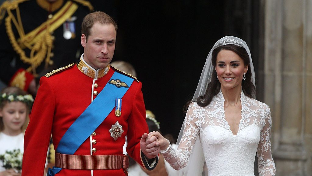 El príncipe William y Kate Middleton el día de su boda. FUENTE: Cordonpress