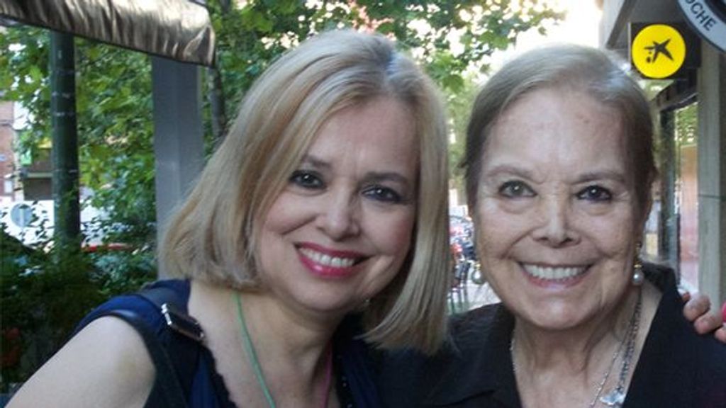 La actriz Elisa Montés con su hija Emma Ozores