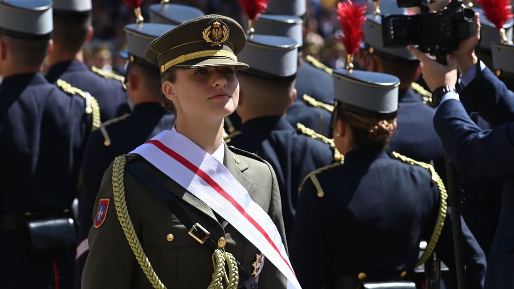 Los uniformes que ha lucido la princesa Leonor desde que empezó su formación militar (Imagen: Europa Press)