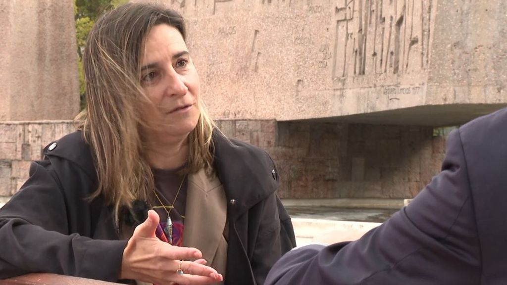 Raquel Peláez retrata a los pijos a través de la historia de España en 'Quiero y no puedo'