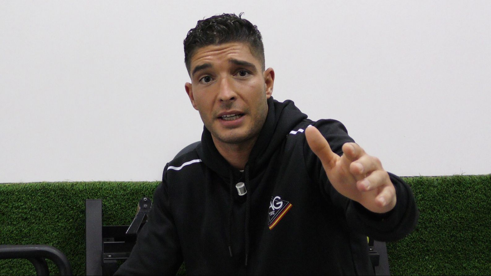 Álex Ghita aclara por fin el conflicto que hubo entre Adara Molinero y Carla Barber