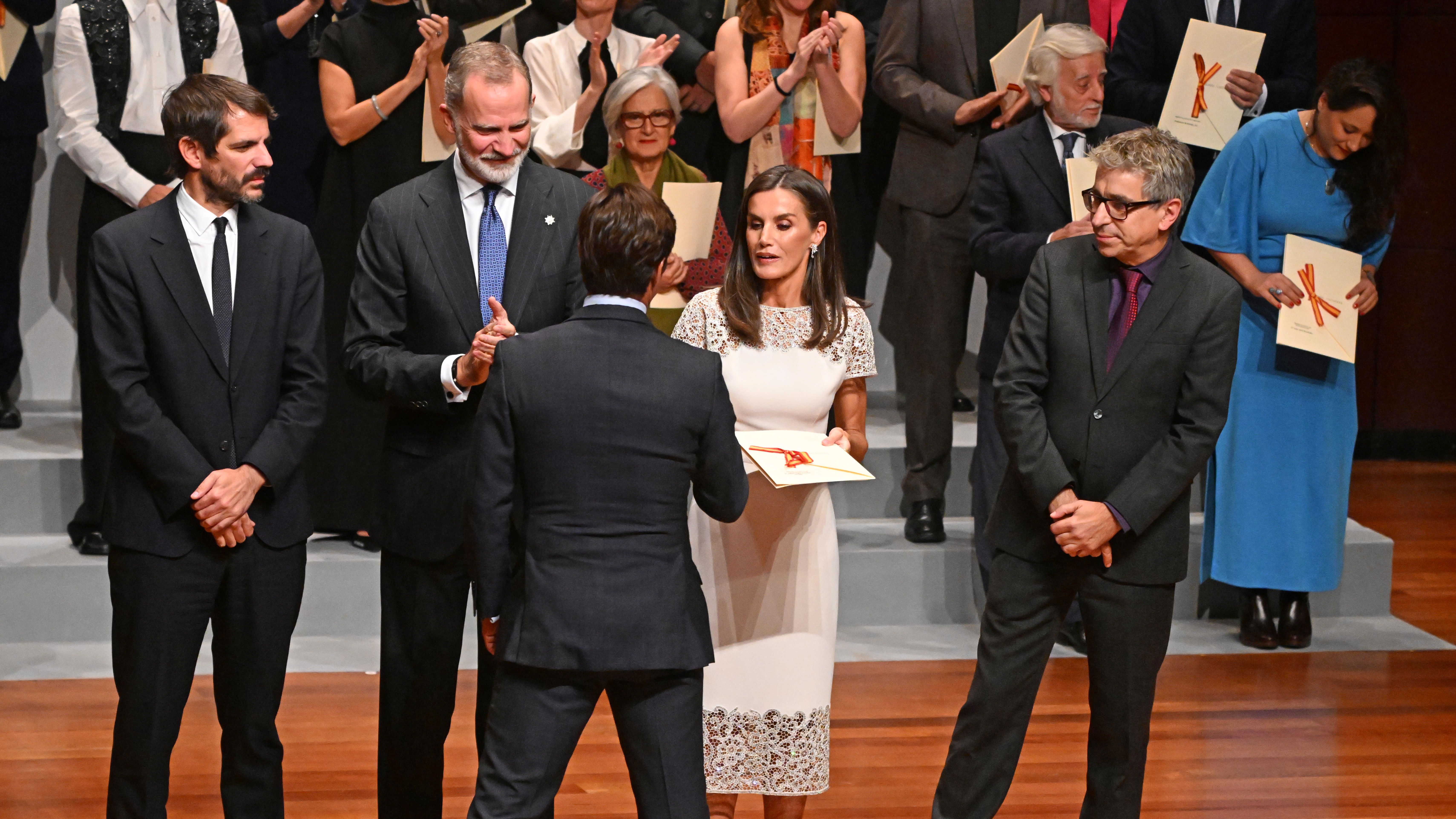 El ministro de Cultura, Ernest Urtasun y su número dos en Cultura no aplauden a los dos Premios Nacionales de Tauromaquia
