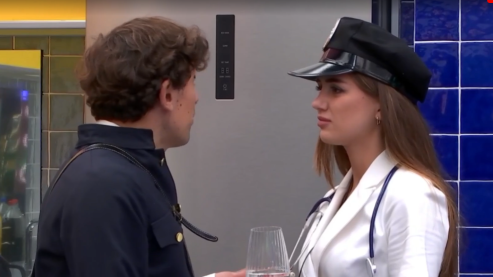 "Maica es que no trago a las mellizas"