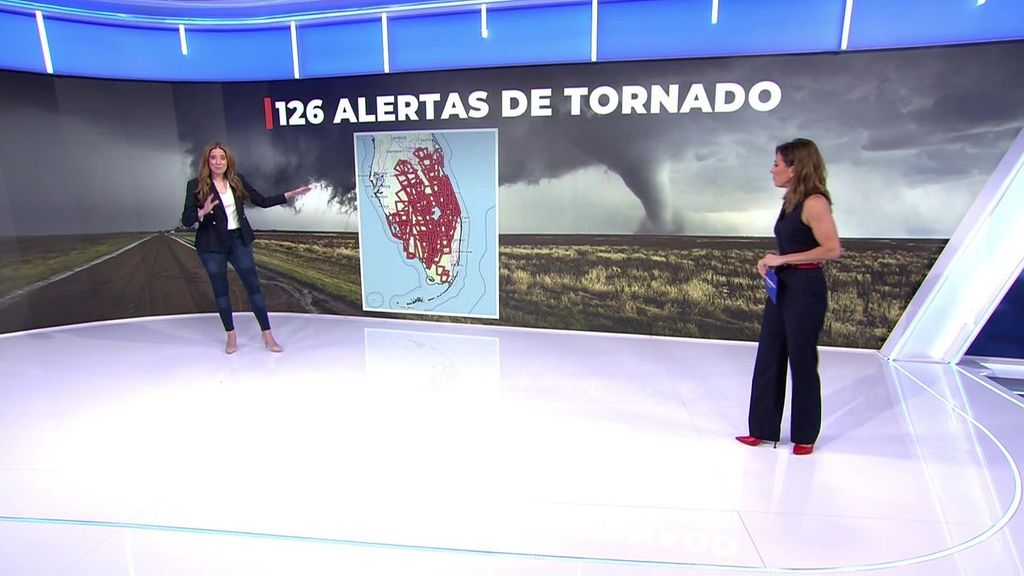 Rosemary Alker explica el poder "extremadamente destructivo" de los tornados que han acompañado al huracán Milton
