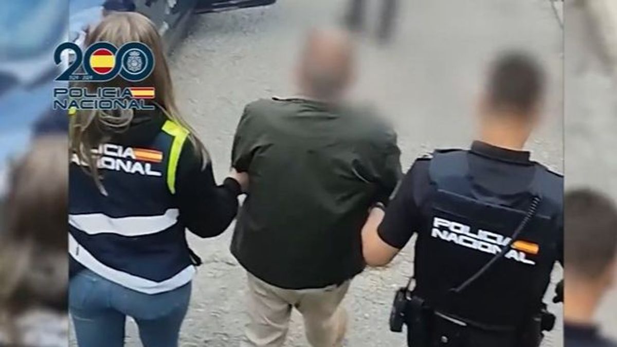 Detenido por agredir sexualmente a migrantes es escoltado por la Policía Nacional