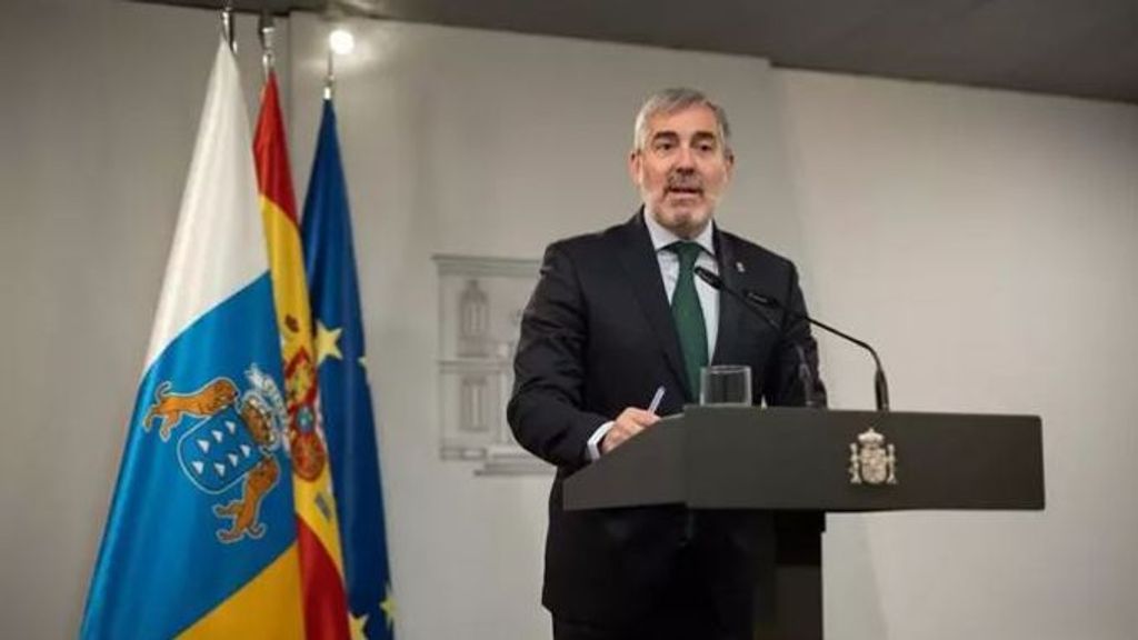 El presidente de Canarias, Fernando Clavijo, ausente en el desfile del 12 de octubre