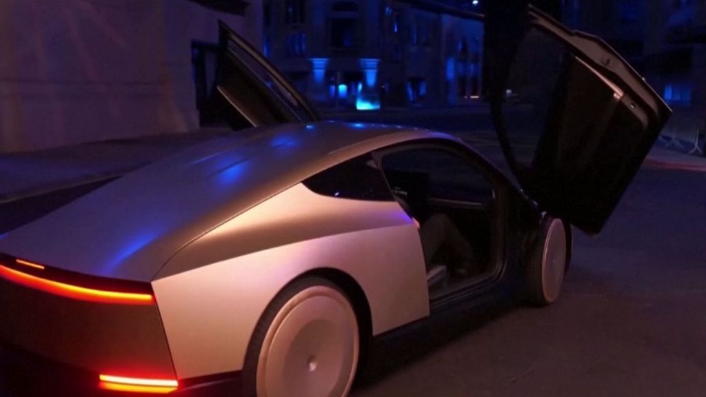 Sin volantes ni pedales: así es el Cybercab, el taxi futurista de Elon Musk que costará casi 28.000 euros