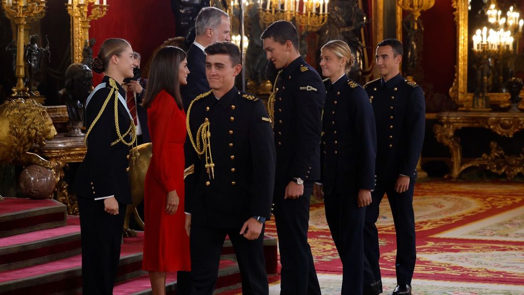 Los compañeros de Leonor este 12 de octubre en la recepción.