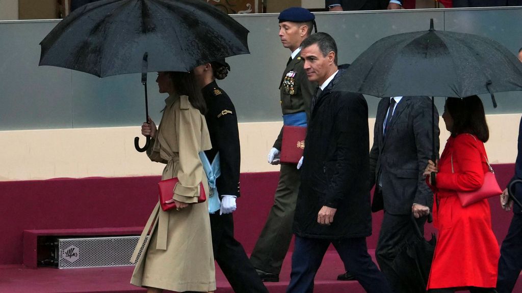 Pedro Sánchez a su llegada al desfile del Día del Hispanidad