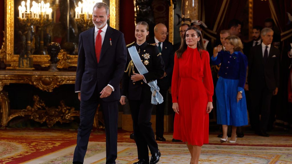 Recepción de los reyes de España con motivo del día de la Fiesta Nacional de España