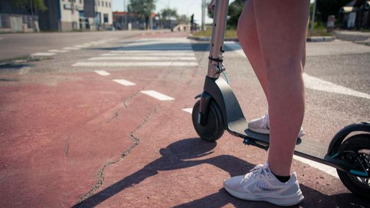 Cataluña pone a prueba a los conductores de patinetes eléctricos: crean una formación interactiva