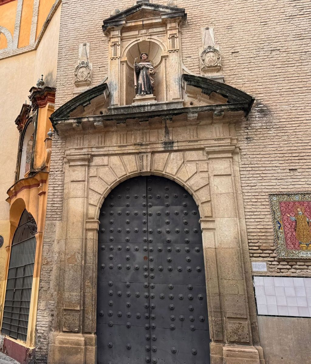 Fachada del Convento de San Alberto de Sevilla