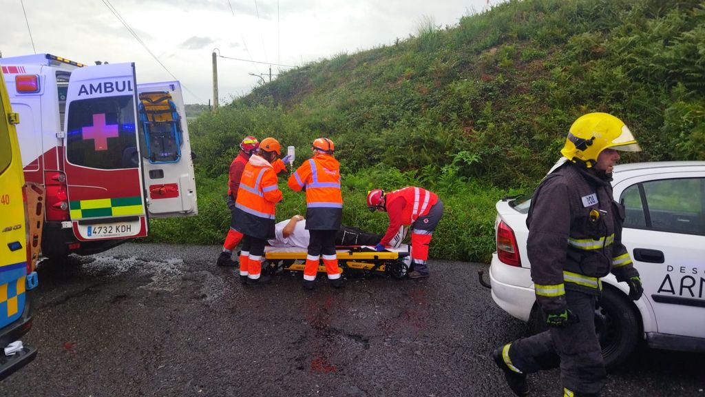 Imagen del simulacro de accidente llevado a cabo este martes en la refinería de Repsol Butano en a Coruña