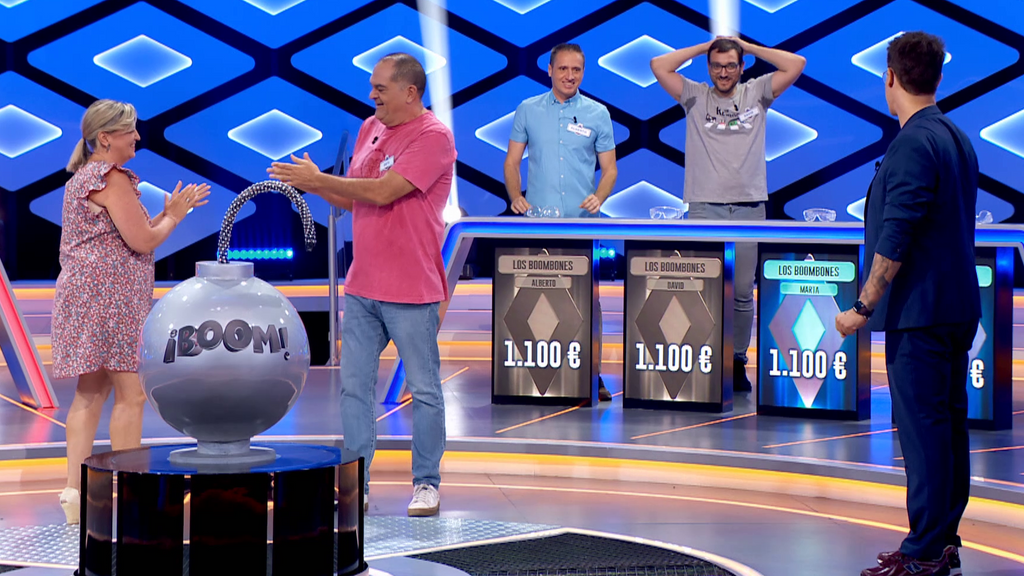 'The Boombones' come back and make it to the final by just one success: The qualifying round!