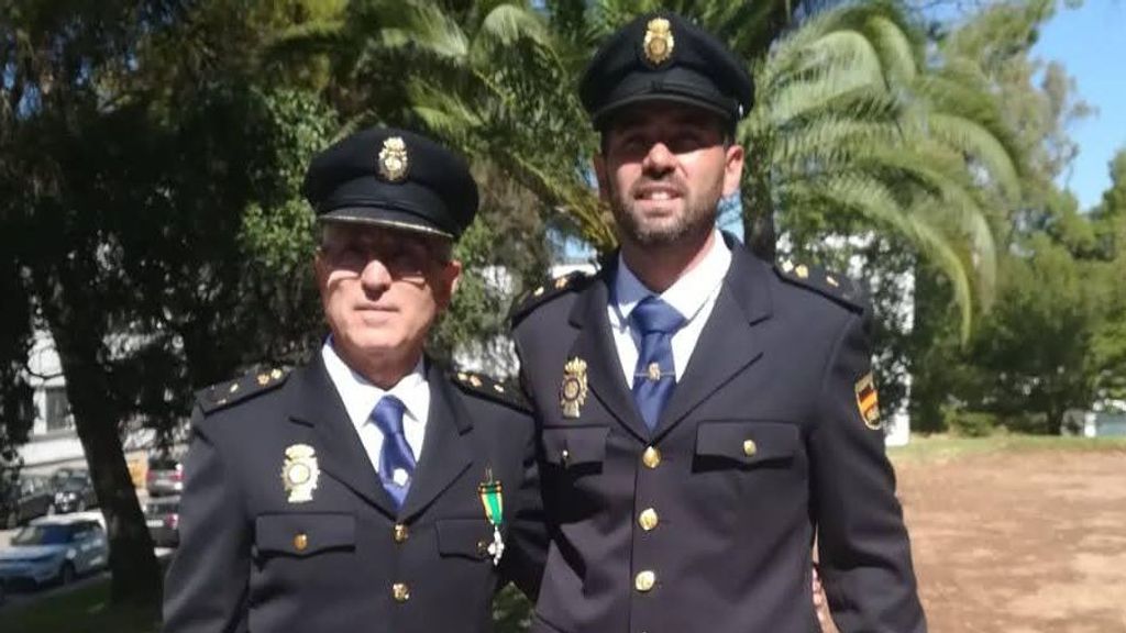 Recuerdo del día en el que el agente Nieto recibió la Medalla del Mérito Policial