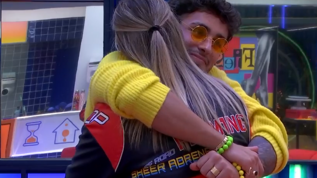 Abrazo Laura-Manu