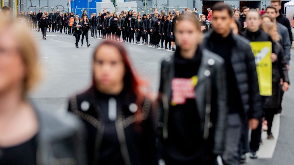 'Caminando por la Libertad', la marcha pacífica y silenciosa contra la trata recorre 19 ciudades de España