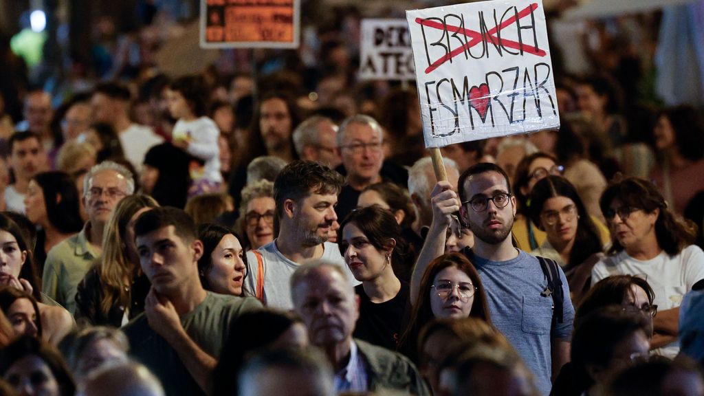 Manifestación en Valencia para exigir topar los precios de alquiler: "Nos están expulsando de la ciudad"