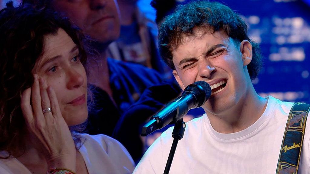 Guille Zani sorprende y emociona a su madre, presente en el teatro, cantando una canción que habla de ella Got Talent Temporada 10 Top Vídeos 93