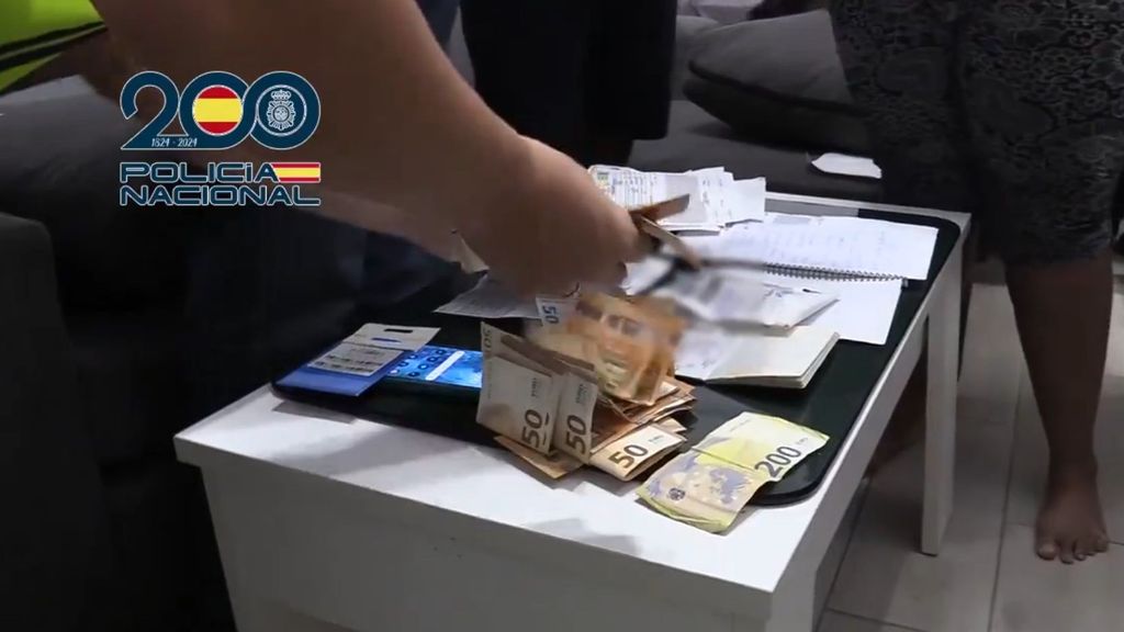 Billetes incautados a la organización de trata en Sevilla