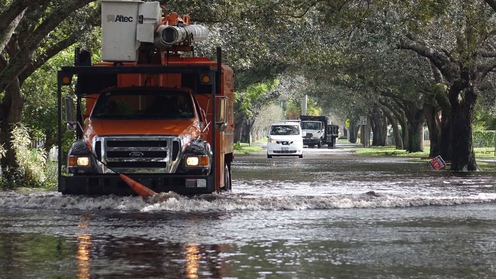 EuropaPress 6290918 november 2020 plantation fl usa flooding in plantation just north of