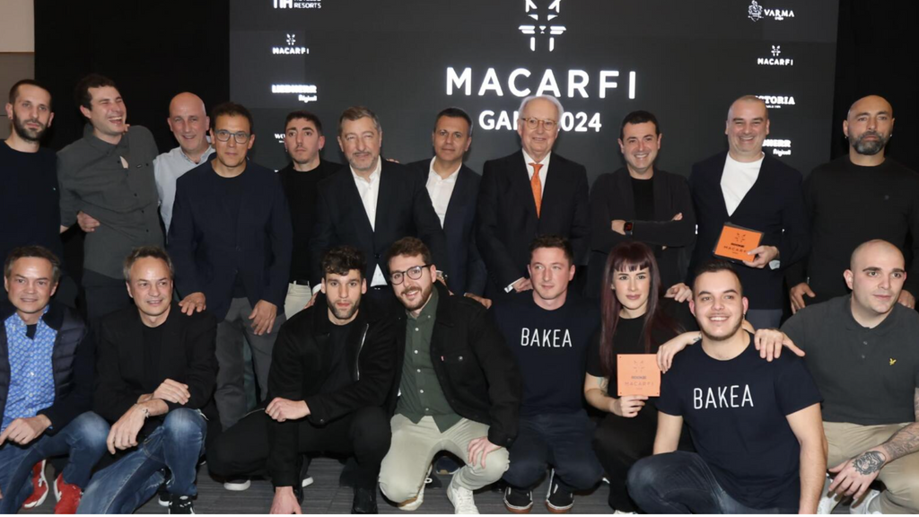 Foto de familia tras la Gala Macarfi de 2023