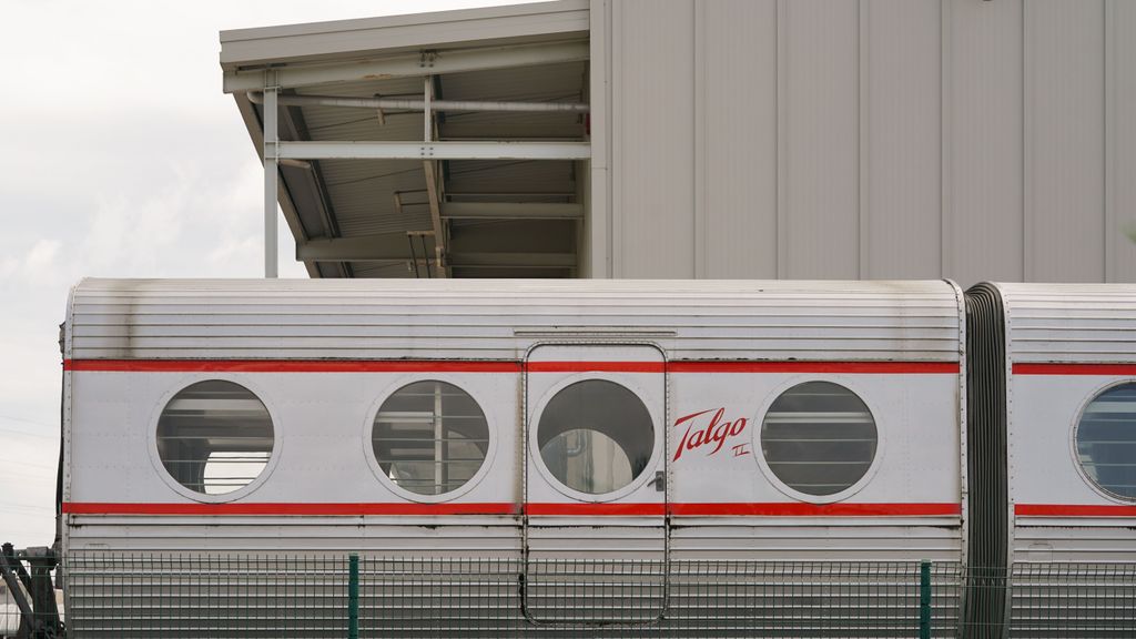 Tren Talgo en la planta de Talgo de Álava