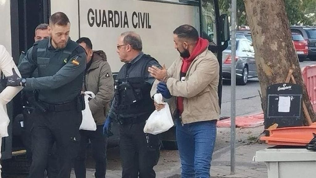 Juicio al presunto asesino del rito esotérico en Madrid: los agentes le encontraron "hablando del demonio" en un "escenario dantesco"