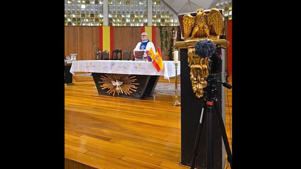 Un himno franquista suena en plena misa en Ourense y lo atribuyen a un error de una monja “panameña”