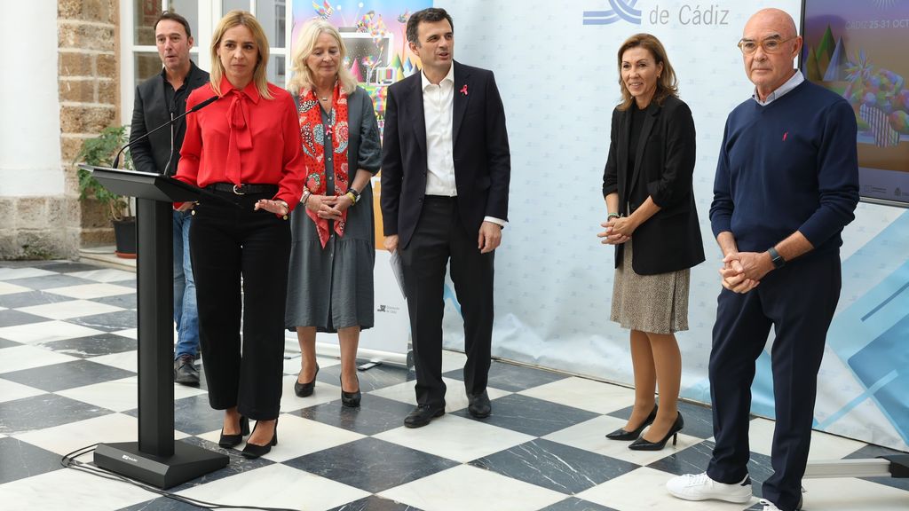 La presidenta de la Diputación de Cádiz, Almudena Martínez, durante la presentación de la segunda edición del South International Series Festival 2024