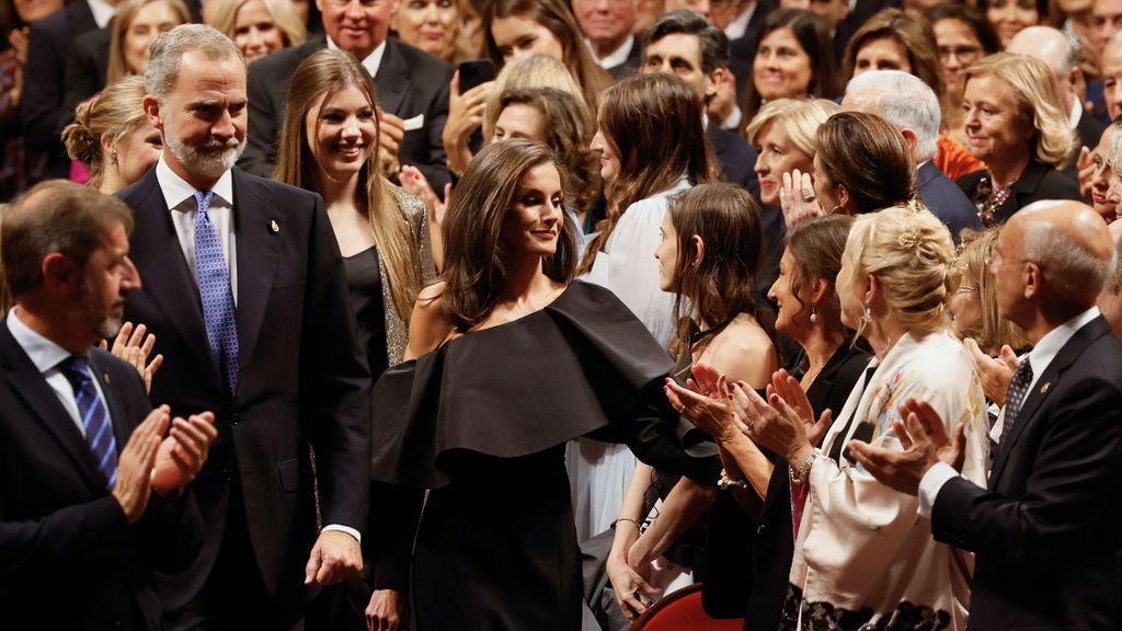 Así ha sido el momento en el que la familia se ha parado a saludar a Paloma Rocasolano