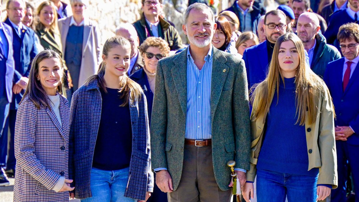 La familia real durante su visita a Sotres