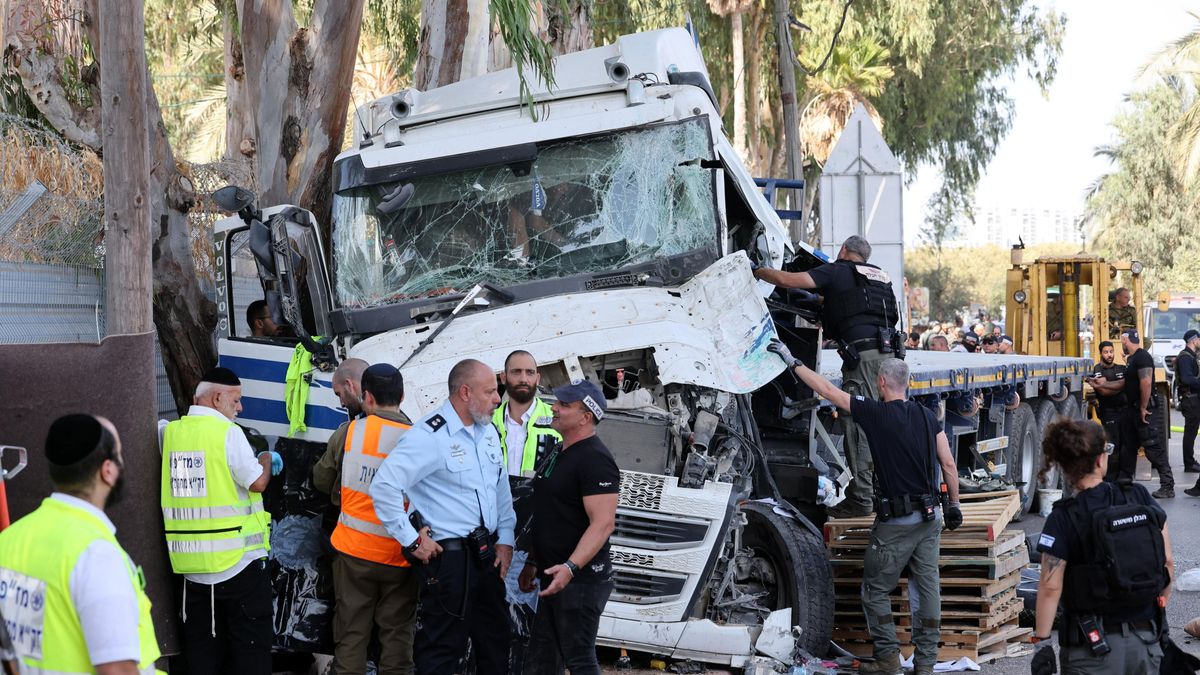 40 heridos al norte de Tel Aviv, Israel, tras resultar arrollados por un camión