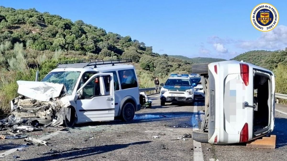 Accidente múltiple en una carretera de Cádiz