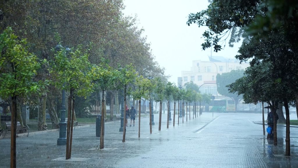 El paso de una DANA deja chubascos y fuertes tormentas en varias zonas de España