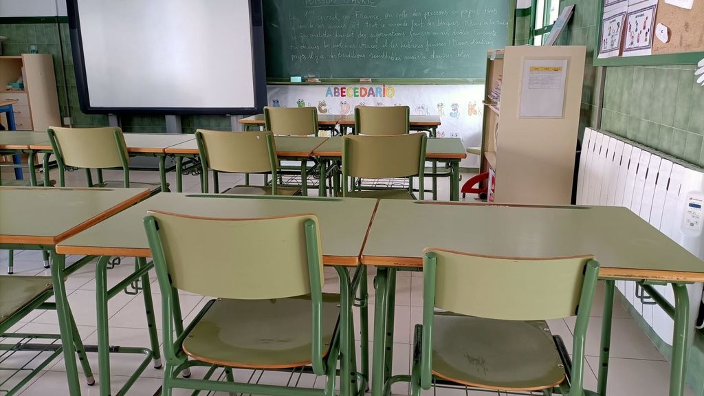 Interior de un aula de un centro escolar.