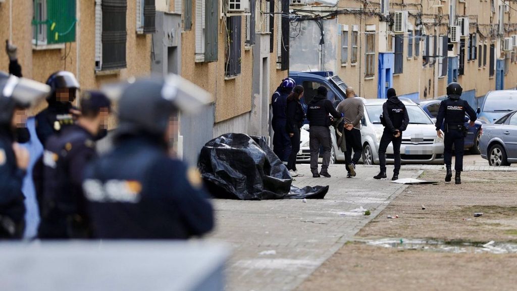 Imagen de uno de los detenidos en el macrooperativo desplegado en El Torrejón